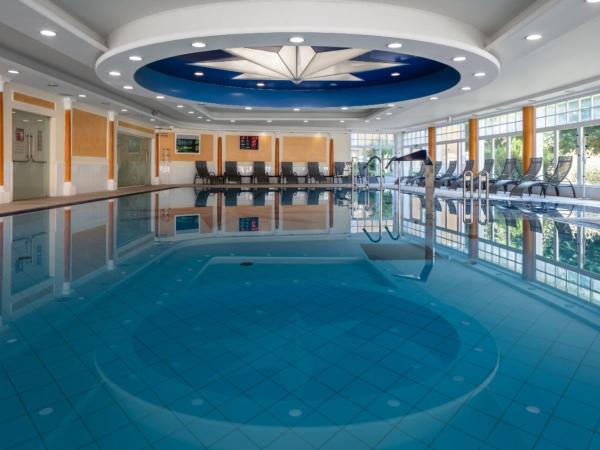 Ensana Centrální Lázně - Maria Spa : photo 9 de la chambre chambre simple supérieure avec accès au centre de bien-Être et à la salle de sport