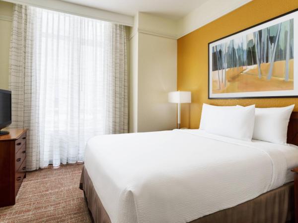 Residence Inn Houston Downtown/Convention Center : photo 2 de la chambre suite lit queen-size 1 chambre