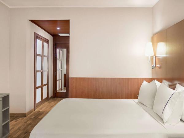 AC Hotel Genova by Marriott : photo 2 de la chambre chambre lit king-size standard