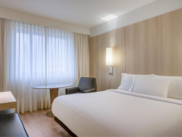 AC Hotel Córdoba by Marriott : photo 3 de la chambre chambre standard lit queen-size