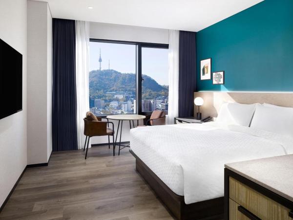 Four Points by Sheraton Josun, Seoul Myeongdong : photo 3 de la chambre chambre supérieure avec lit double - vue sur ville
