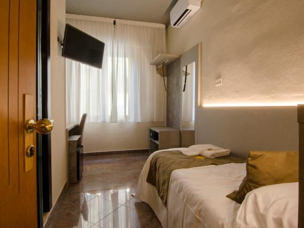 Hotel Maria : photo 2 de la chambre chambre simple