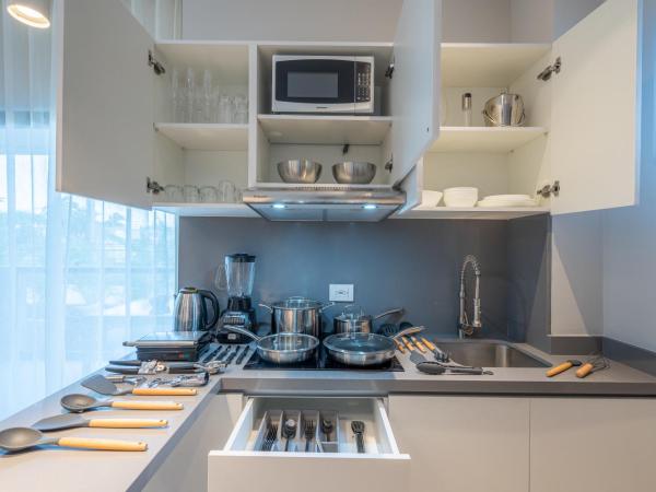 Kippal - Modern Oasis - ApartHotel : photo 5 de la chambre appartement avec terrasse