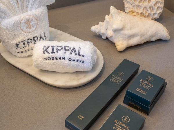 Kippal - Modern Oasis - ApartHotel : photo 10 de la chambre appartement avec balcon