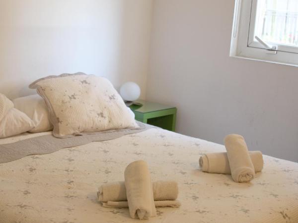 America Del Sur Hostel Buenos Aires : photo 9 de la chambre chambre double avec salle de bains privative