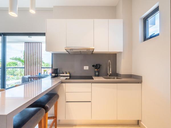 Kippal - Modern Oasis - ApartHotel : photo 7 de la chambre appartement - vue sur mer