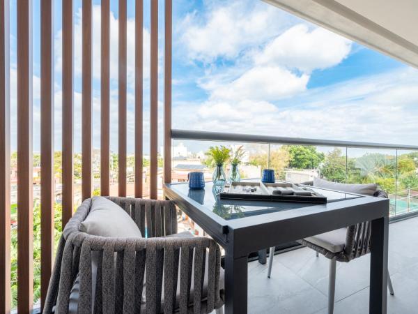 Kippal - Modern Oasis - ApartHotel : photo 4 de la chambre appartement avec terrasse