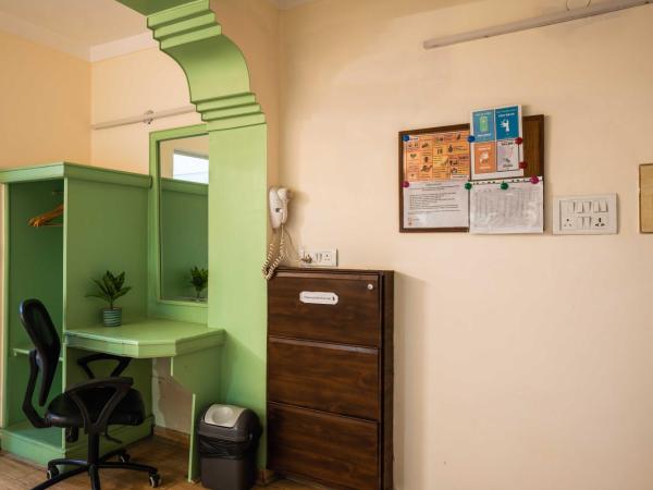 Zostel Delhi : photo 4 de la chambre lit dans dortoir pour femmes de 6 lits