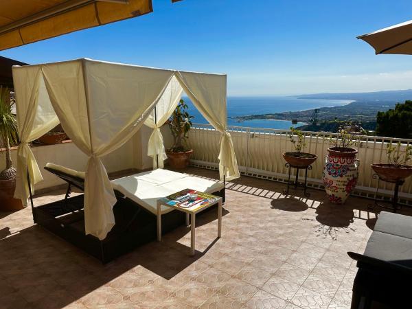 Villa Greta Hotel Rooms & Suites : photo 8 de la chambre suite avec terrasse 
