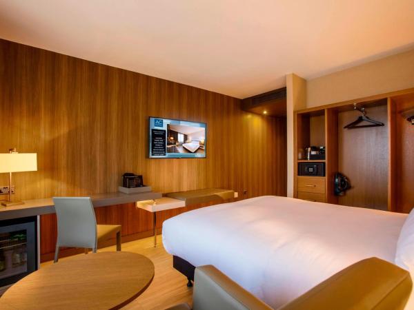 AC Hotel by Marriott Manchester Salford Quays : photo 2 de la chambre chambre deluxe avec 1 lit double