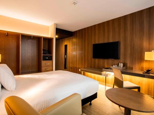AC Hotel by Marriott Manchester Salford Quays : photo 4 de la chambre chambre deluxe avec 1 lit double