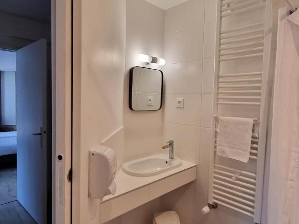 Hotel De L'Europe : photo 4 de la chambre suite familiale