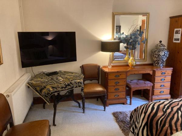 The Lodge at Ruddington : photo 9 de la chambre suite jardin