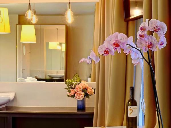 Z Inn Ioannina : photo 4 de la chambre chambre double supérieure avec balcon