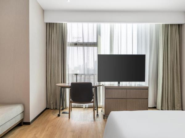 Home2 Suites by Hilton Shenzhen Nanshan Science & Technology Park : photo 3 de la chambre comfortable king room