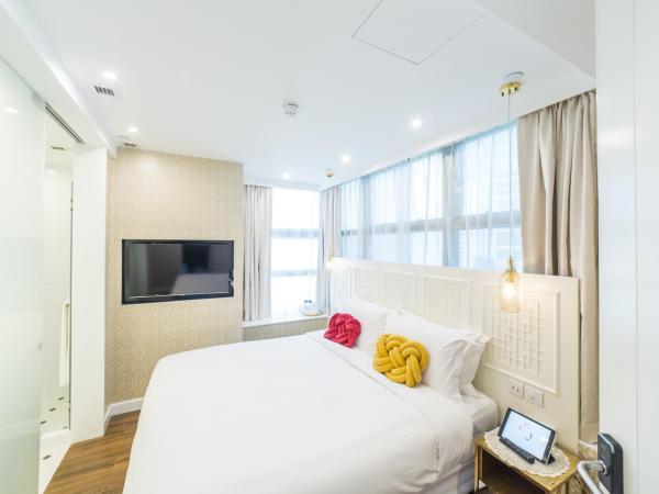 Tung Nam Lou Art Hotel : photo 3 de la chambre superior comfort king room