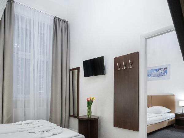 Hotel BELLEVUE am Kurfürstendamm : photo 1 de la chambre appartement 3 chambres