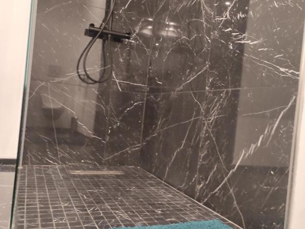 Modern'Hotel : photo 2 de la chambre chambre lit king-size supérieure