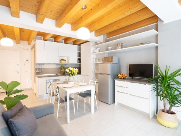 Ca' Degli Antichi Giardini Apartments : photo 1 de la chambre appartement 2 chambres avec terrasse - rez-de-chaussée 