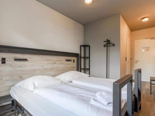 a&o Berlin Hauptbahnhof : photo 1 de la chambre chambre lits jumeaux