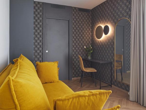 HOTEL ARRIZUL CATEDRAL : photo 8 de la chambre suite avec terrasse