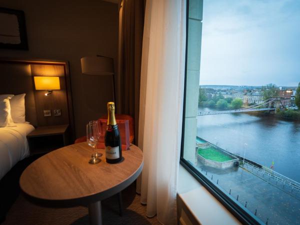 Clayton Hotel Glasgow City : photo 2 de la chambre chambre double ou lits jumeaux deluxe - vue sur rivière