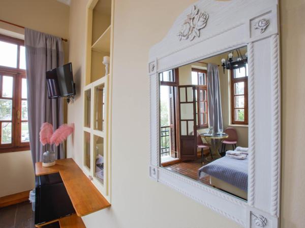 Ruby 'n Emerald studio's : photo 4 de la chambre chambre double - vue sur mer