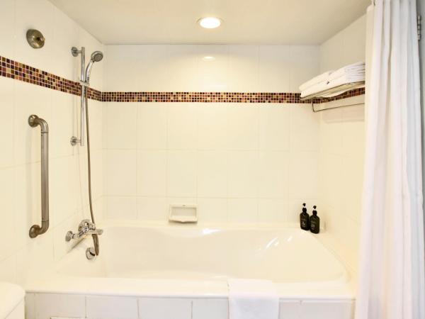 Grand China Bangkok : photo 6 de la chambre chambre lit king-size supérieure - vue sur ville