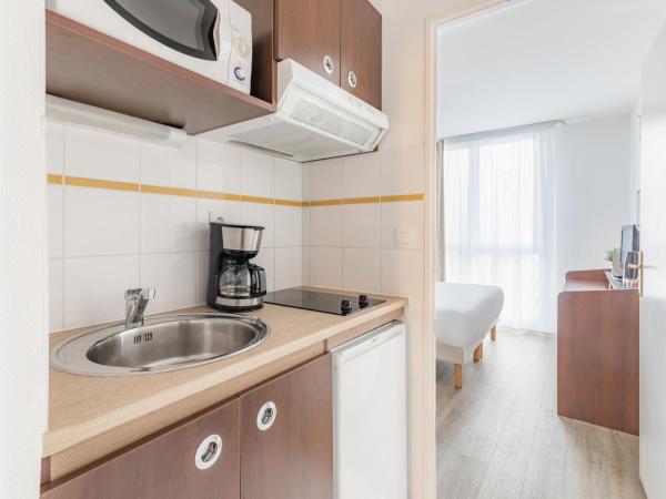 Appart'City Confort Brest : photo 4 de la chambre studio double