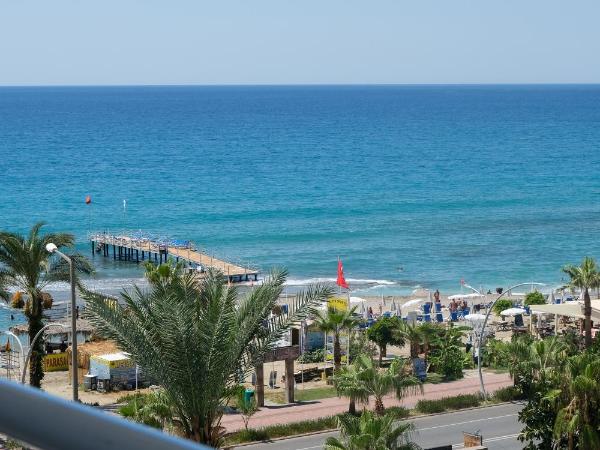 Kaila Beach Hotel - All Inclusive : photo 8 de la chambre chambre standard - vue latérale sur mer