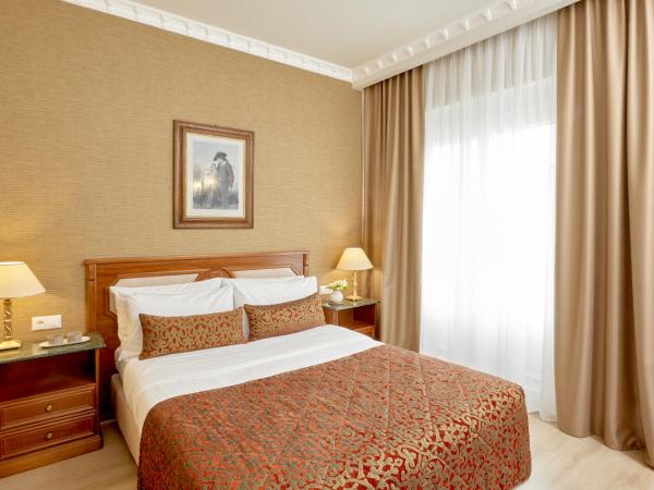 Grand Hotel Palace : photo 2 de la chambre suite familiale classique
