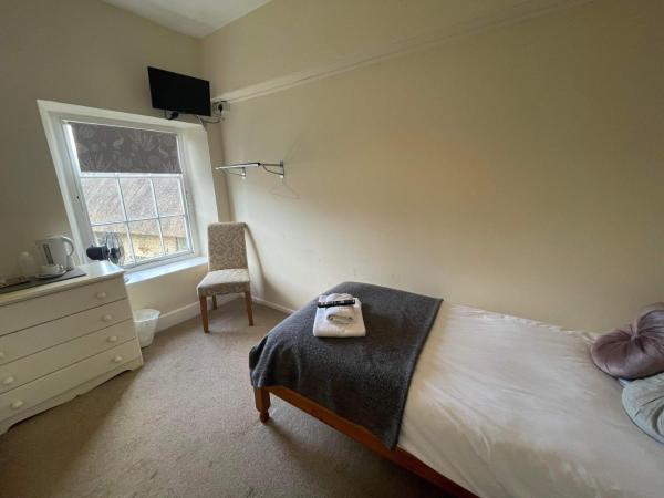 The Bell Inn : photo 1 de la chambre chambre simple avec douche 