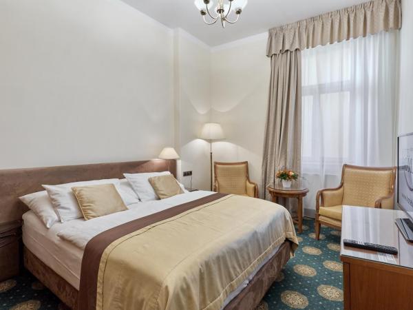 Hotel Romance : photo 5 de la chambre appartement familial avec climatisation