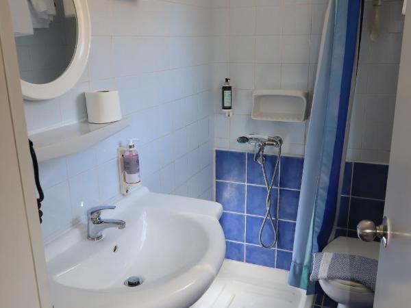 IKAROS Hotel ELLINIKO : photo 10 de la chambre chambre double ou lits jumeaux Économique