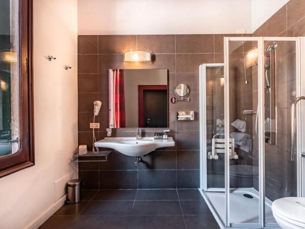 Sogno di Giulietta e Romeo : photo 4 de la chambre chambre double supérieure avec canapé-lit superposé