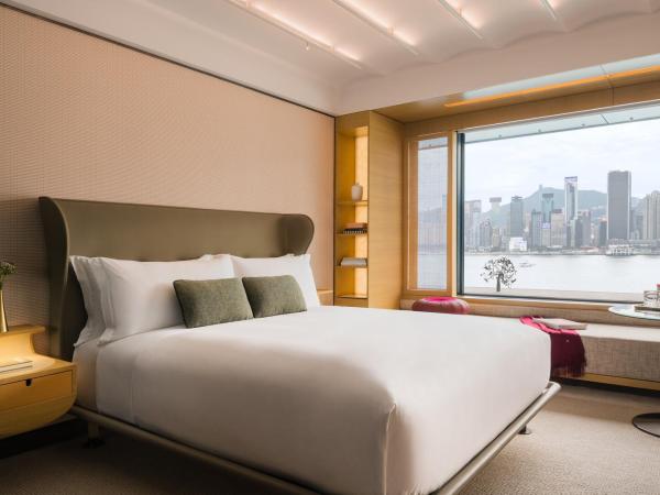 Regent Hong Kong : photo 2 de la chambre chambre lit king-size classique avec banquette-lit - vue sur port