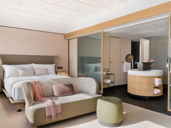 Regent Hong Kong : photo 2 de la chambre chambre lit king-size premium avec vue sur le port