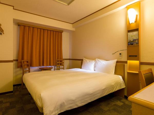 Toyoko Inn Tokyo Ikebukuro Kita-guchi No.1 : photo 4 de la chambre chambre lit queen-size - fumeurs