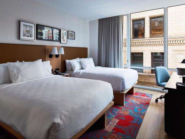 Hotel Indigo NYC Financial District, an IHG Hotel : photo 2 de la chambre chambre standard avec 2 lits queen-size