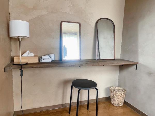 ゲストハウスよるよなか : photo 2 de la chambre chambre lits jumeaux standard