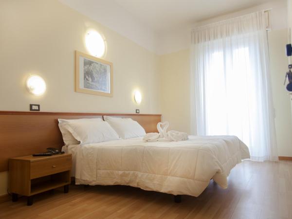 Hotel Stella D'Italia : photo 8 de la chambre chambre triple standard