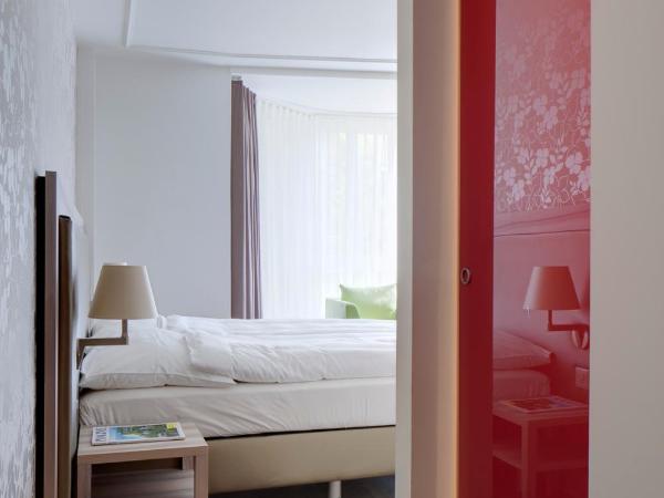 Hotel Platzhirsch : photo 7 de la chambre chambre lit king-size supérieure