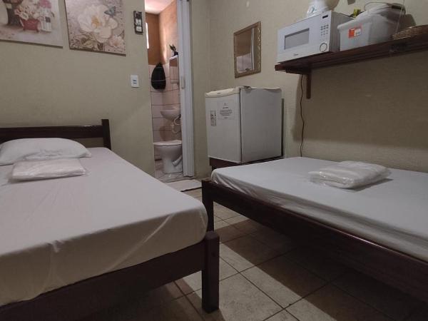 Léa Pousada : photo 1 de la chambre petite chambre lits jumeaux