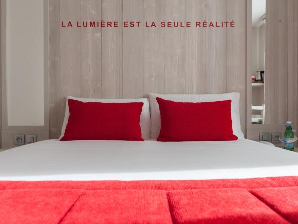 Hôtel le 209 Paris Bercy : photo 9 de la chambre chambre double supérieure avec balcon