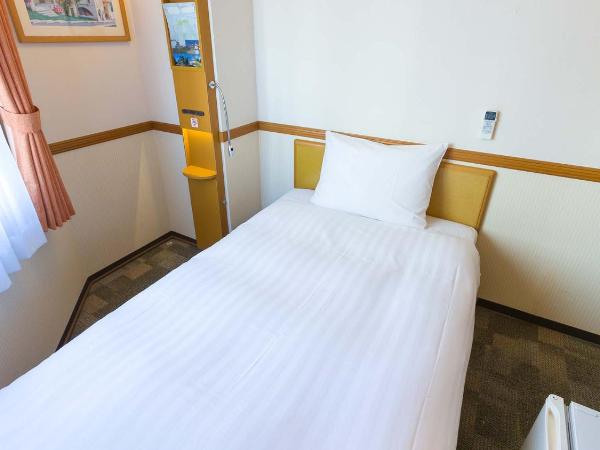 Toyoko Inn Osaka Tsuruhashi Ekimae : photo 2 de la chambre chambre simple - fumeurs