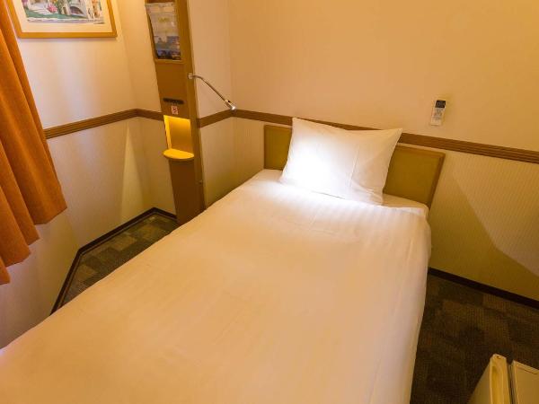 Toyoko Inn Osaka Tsuruhashi Ekimae : photo 5 de la chambre chambre simple - fumeurs