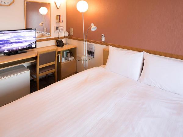 Toyoko Inn Hakata Ekimae Gion : photo 3 de la chambre chambre lit queen-size - fumeurs