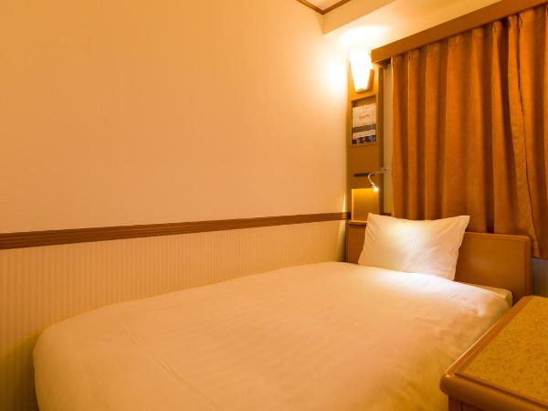 Toyoko Inn Tokyo Shinagawa Aomono-yokocho-eki : photo 4 de la chambre chambre simple - fumeurs