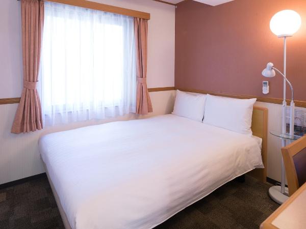 Toyoko Inn Hakata-guchi Ekimae : photo 1 de la chambre chambre double - fumeurs