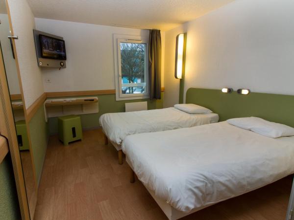 Ibis Budget Boulogne-Sur-Mer Centre les Ports : photo 2 de la chambre chambre lits jumeaux